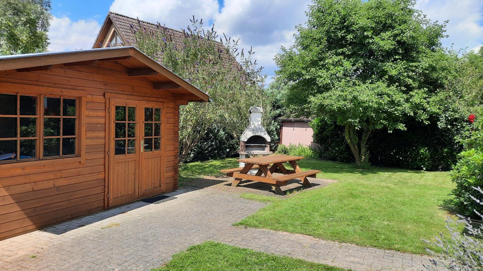 Molschow Ferienhaus Sasse Ferienwohnungen Mit Garten & Grill מראה חיצוני תמונה